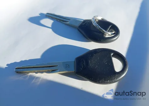 2001 Nissan Sentra Xe z USA, uszkodzony, nr VIN 3N1CB51DX1L417008